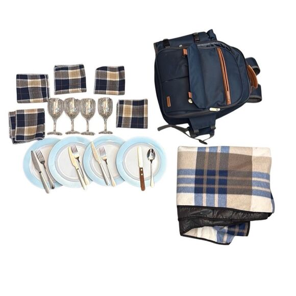 Sunflora Other - Sunflora Picnic Backpack for 4 Person with Blanket Picnic Basket Set for 2 with